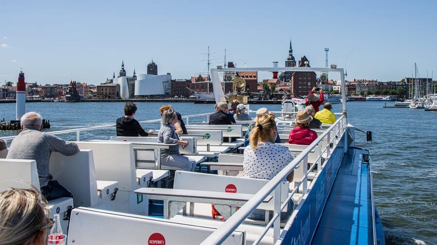 Stralsund: 1-Hour Harbor Cruise - The Boat Experience on Altefähr: Inside, Outside, Rooftop