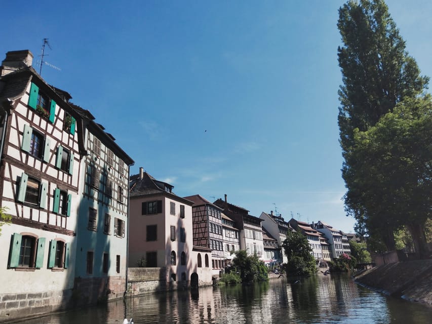 Strasbourg: Private City Sightseeing Boat Tour - The sightseeing route, Notre Dame to Petite France in flowing order