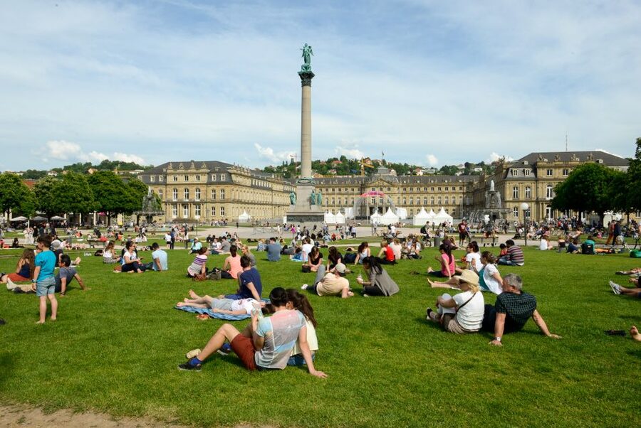 Stuttgart: entertaining guided tour to old town highlights - Key highlights at a glance