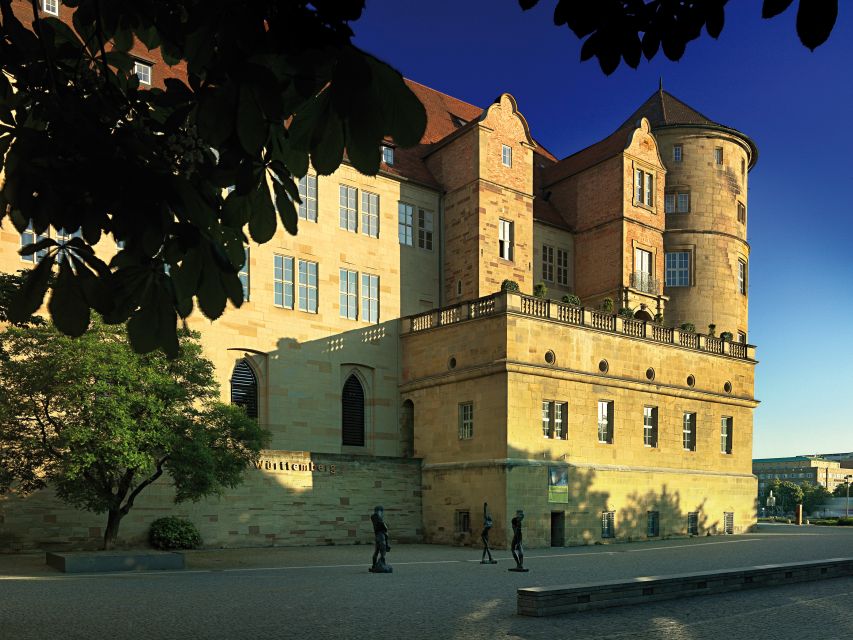 Stuttgart: Private Guided Circular City Walk - Stuttgart in a 2-hour loop, and why it is a smart way to start