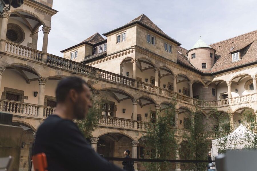 Stuttgart: Private Guided Circular City Walk - Eckensee Lake and the Landtag: a break in scenery, then a civics lesson