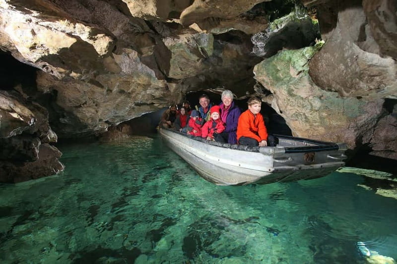 Swabian Jura: Entering the Wimsen Cave by boat - Wimsen Cave boat ride in the Swabian Jura: what makes it worth your time