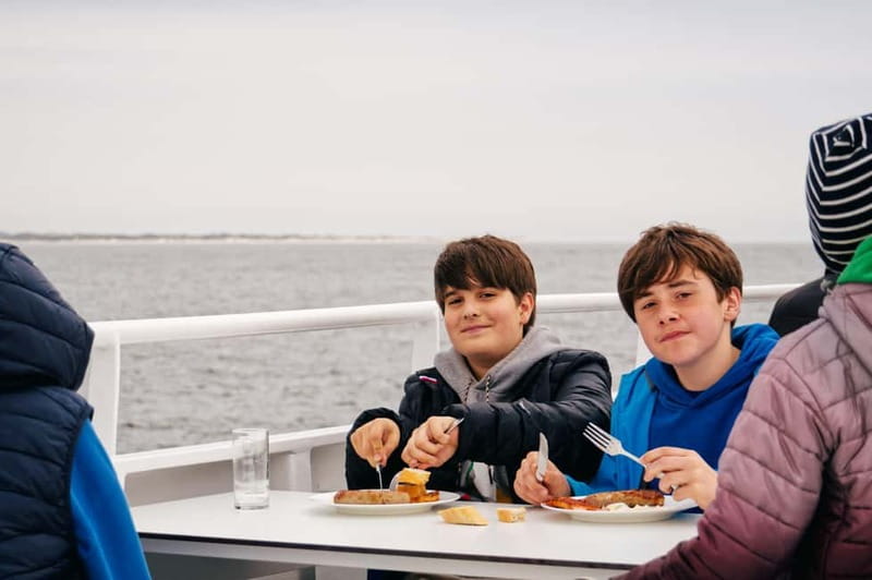 Sylt: BBQ-Boat trip | BBQ buffet straight from the grill & Welcome-Drink - Key highlights to pay attention to