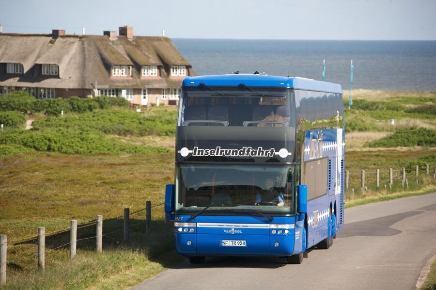 Sylt: Guided Island Tour by Bus with Sylt Highlights - Westerland ZOB, Wenningstedt, and the Kampen dune feel