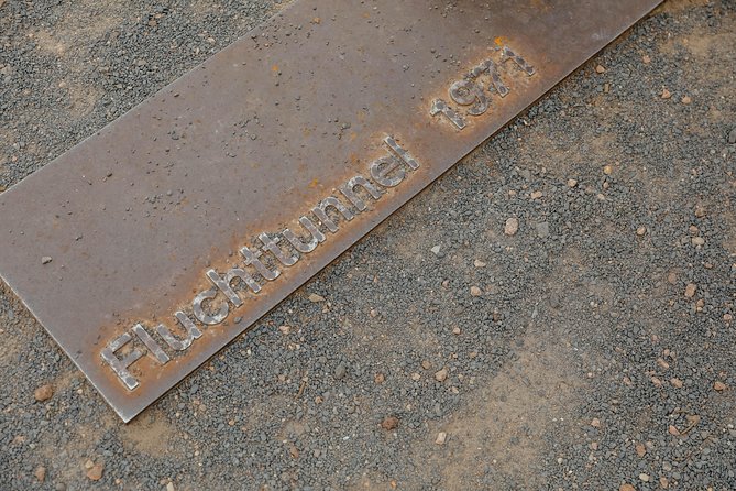 The History of Berlin: WWII PRIVATE Walking Tour With Locals - Palace of Tears, New Synagogue, and the moral math of architecture
