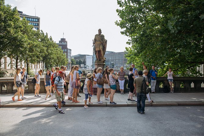 The Local Tour of Hamburg Historic Centre - Stop 1: Hamburg Town Hall and the Civic Heart