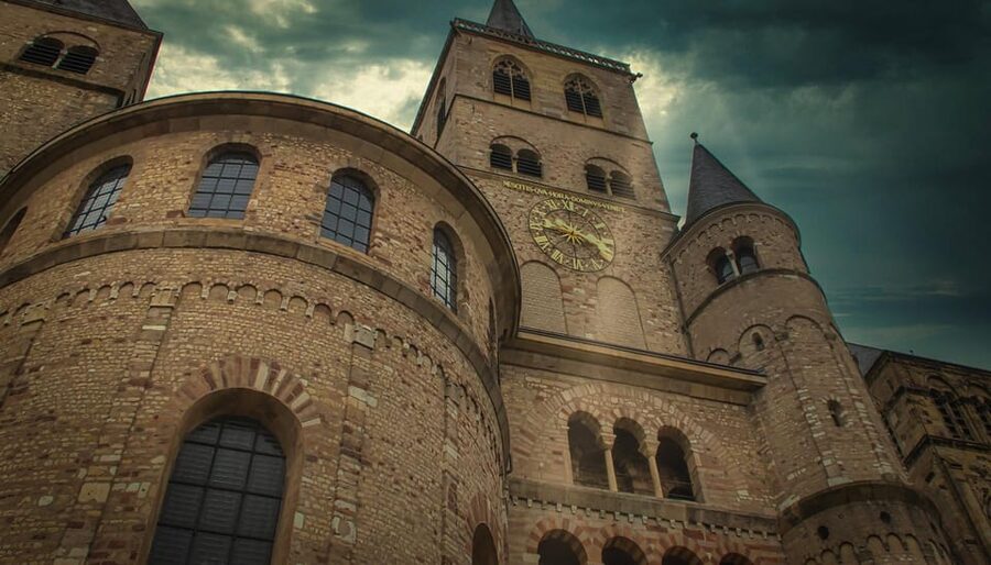 Trier: Solve the Mystery of the Merchant's Gold! - Roman Trier, But Make It a Mystery Case