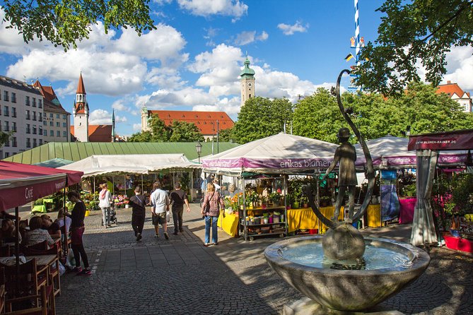 Viktualienmarkt tasting tour - Your Tastings Plan: Organic Drinks, Pretzels, Sausage, and Cheese
