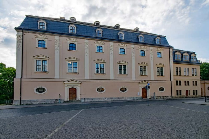 Weimar: Die Highlights auf eigene Faust entdecken - Goethe and Schiller stops: turning famous names into real places you can locate