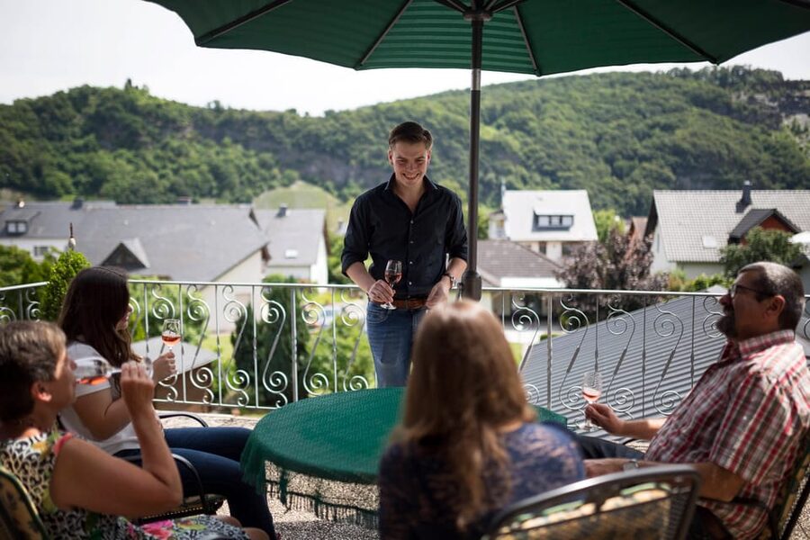 Winetasting with tour through the winery - Should you book this tour at Weingut Gerhard Trossen?
