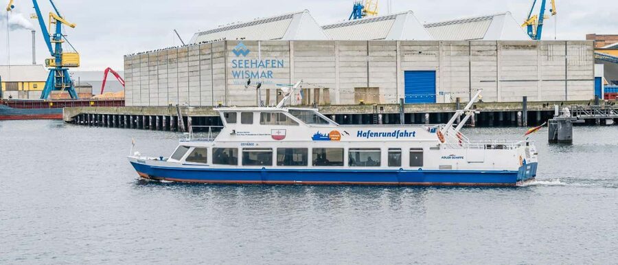 Wismar: Harbor Cruise with Sea Animal Fishing and Guide - MS Hansestadt Wismar and the Harbor Views You Can Read